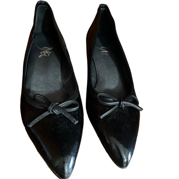 Sky brand black patent leather flats size 6.5 medium - Picture 2 of 10